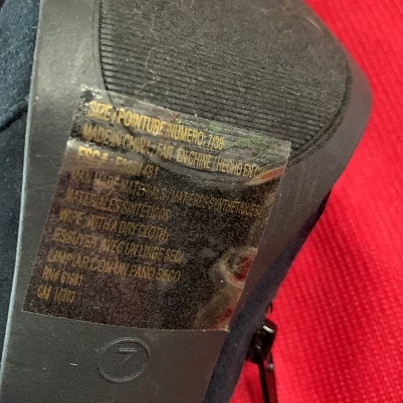 Brand new high heeled boots - Picture 2 of 5